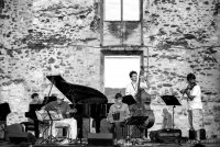 contre-tango-image-1-1570970408-63017