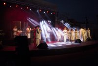 amazing-grace-tour-image-2-1569425802-61767