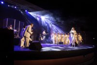 amazing-grace-tour-image-3-1569425817-61769