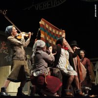 une-operette-a-ravensbruck-le-verfugbar-aux-enfers-de-germaine-tillion-1299838400-7134